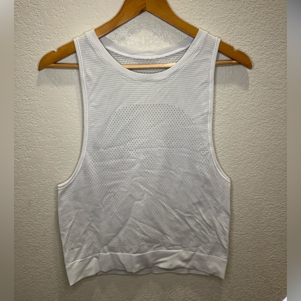 Lululemon athletica muscle tank Women's Top Sz 2